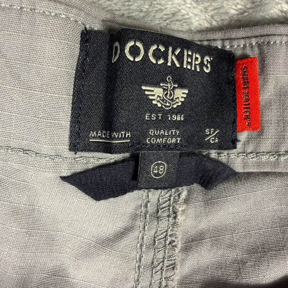Dockers Tech Cargo Short Mens 48 Grey NWT‎ Smart 360 Tech Big & Tall A27690004